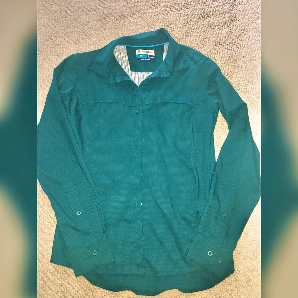 Woman’s Magellan fishing shirt